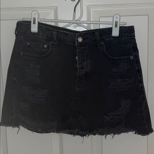 American Eagle - Black Jean Skirt